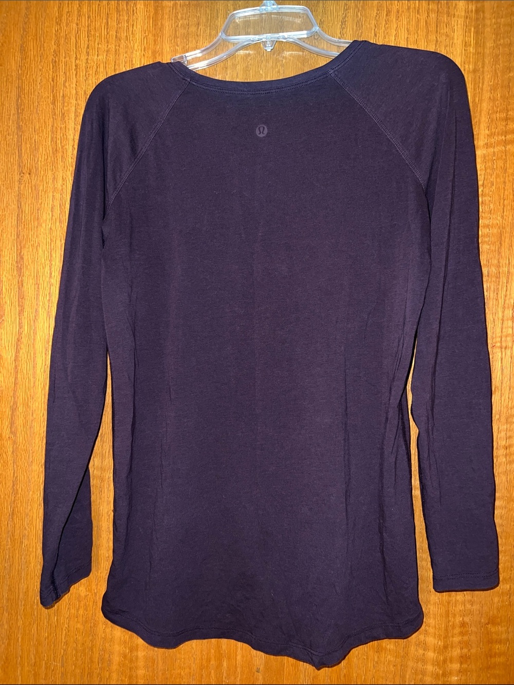 Lululemon Long Sleeve Women's Crewneck Top - Plum - Picture 2 of 3